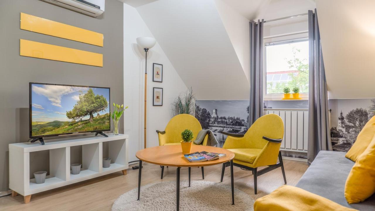 Luxury Studio 24 Gyor Ngoại thất bức ảnh