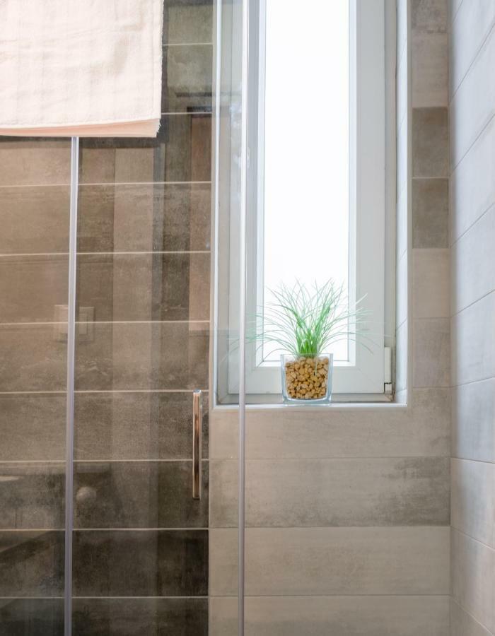 Luxury Studio 24 Gyor Ngoại thất bức ảnh