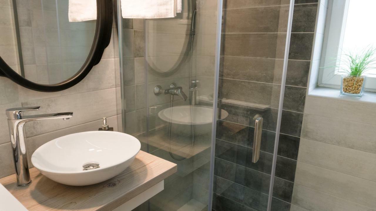 Luxury Studio 24 Gyor Ngoại thất bức ảnh
