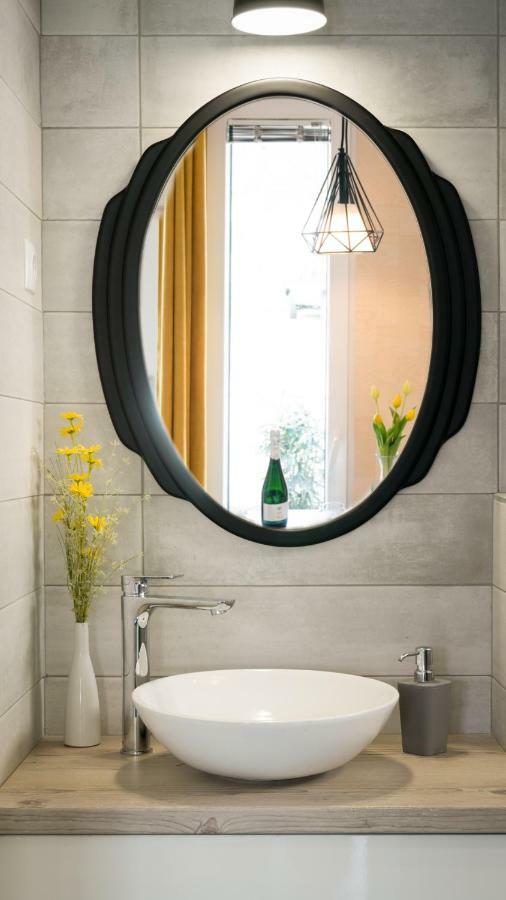 Luxury Studio 24 Gyor Ngoại thất bức ảnh