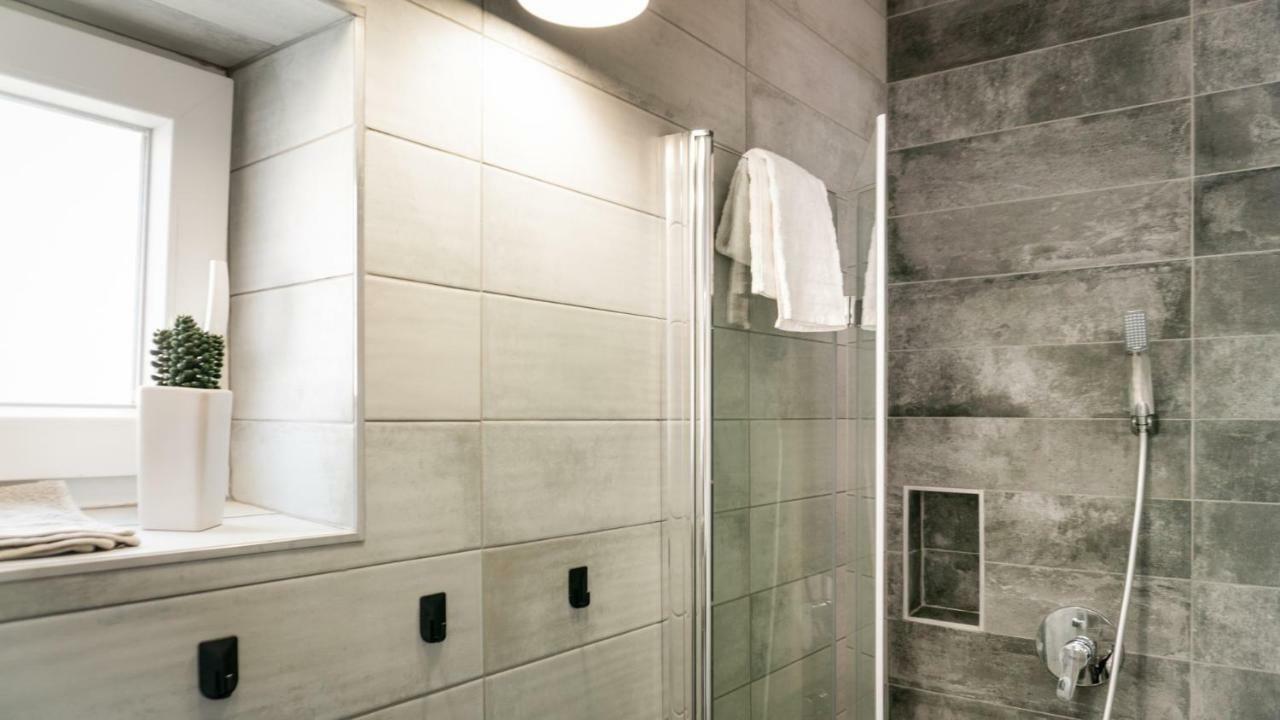 Luxury Studio 24 Gyor Ngoại thất bức ảnh